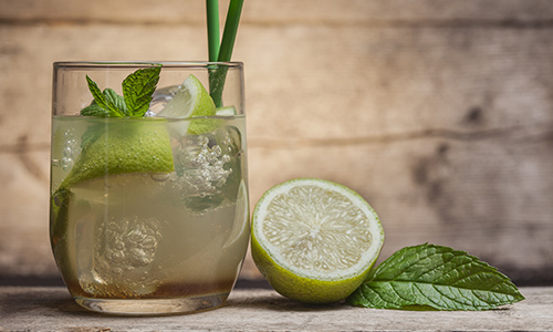 Cointreau Fizz